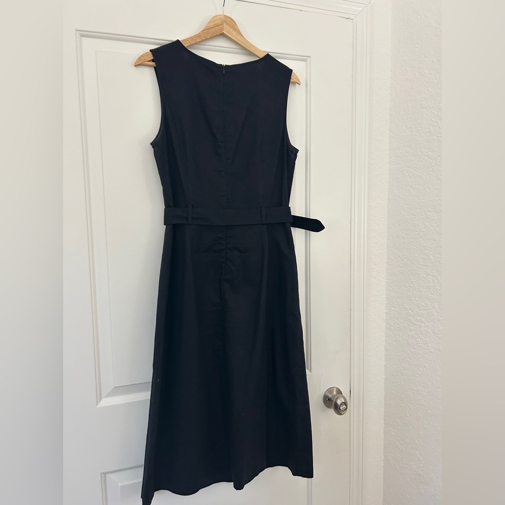 Elegant Linen Blend Black Sleeveless Dress from Banana Republic, Size 10 - Picture 5 of 6